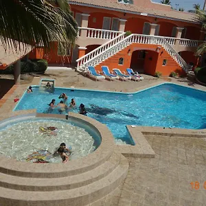 https://hotel-oasis-los-cabos.cabosanlucashotelsmexico.com