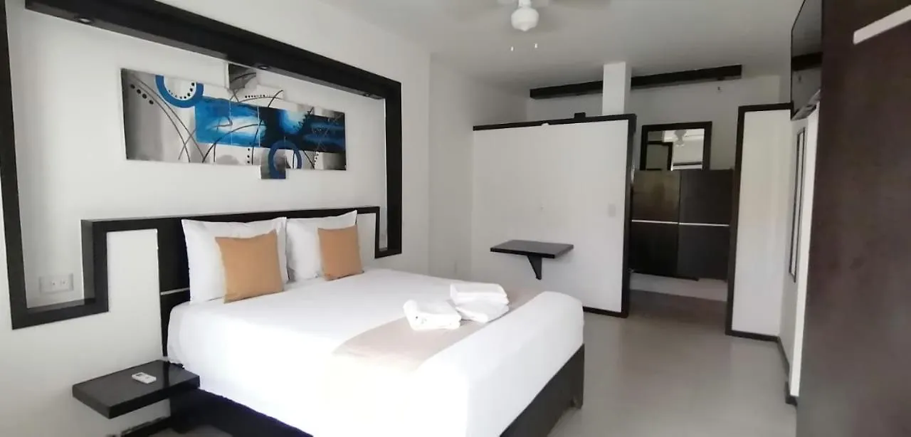 ***  Hotel Beach Energy 5Th Av Playa del Carmen Mexico